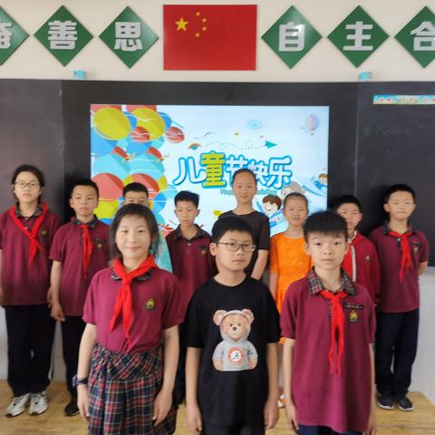 白杨坡小学四年级七班六一文艺活动剪影