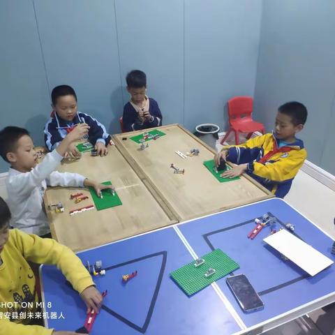 创未来机器人：10月21日晚上19：00—20：30极光课程反馈