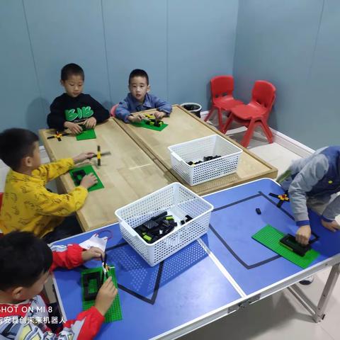 创未来机器人：10月22日晚上10：20—11：50极光课程反馈