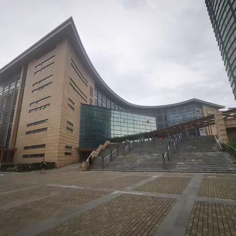 研学之四走访名校，名师学霸面对面—第6分队学习心得