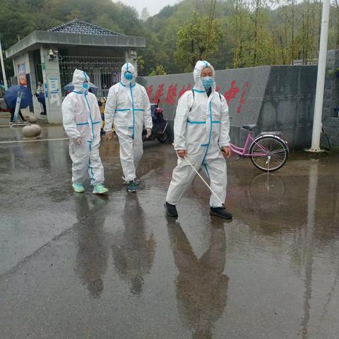 蛟潭二中举行新冠肺炎疫情防控演练