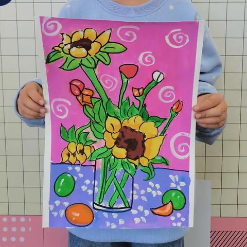 泰翁美育中（1）班作品《色彩静物装饰画》