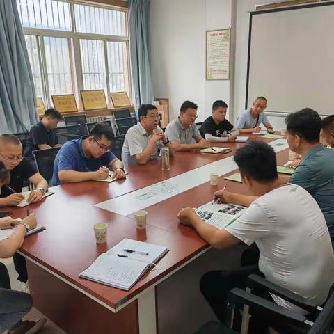 践行垃圾分类 共建美丽凤翔