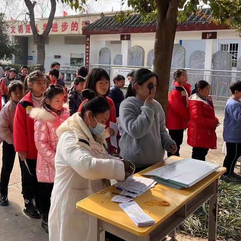 视力普查 关爱健康——示范区林庄小学开展学生视力普查活动