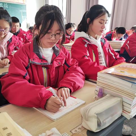 八年级第二大周书法课堂优秀作品小展