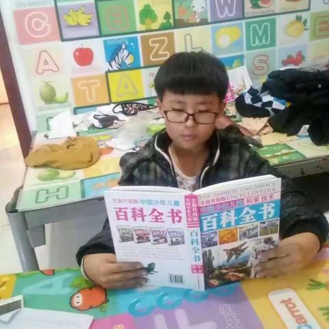 皈依寨小学三（2）班读书活动