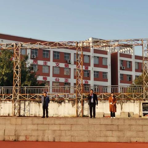 平和一中举行“学雷锋精神”系列活动