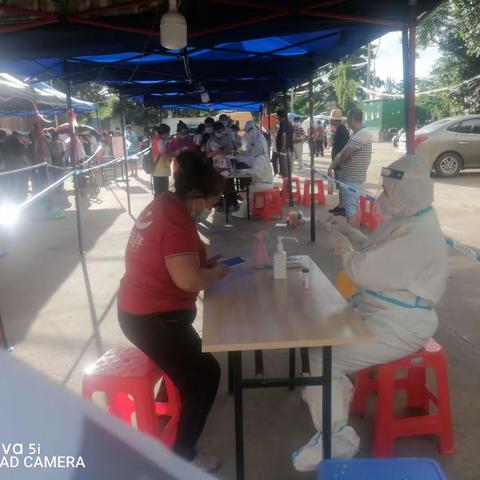 抗击疫情，我们在行动。棠昌村扎实组织开展全民核酸检测工作。