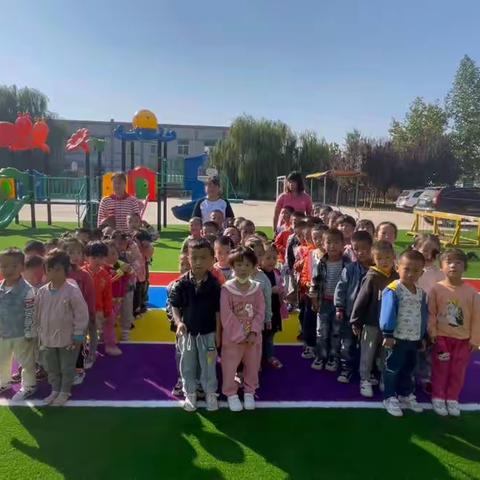 大孔幼儿园国庆主题活动----喜迎国庆，礼赞祖国