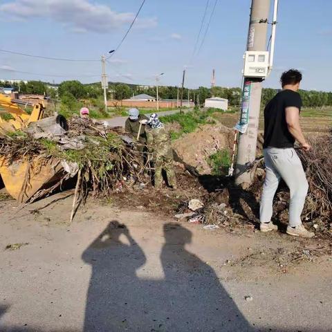 顺城区城乡结合部环境综合整治“大会战”简报6.3