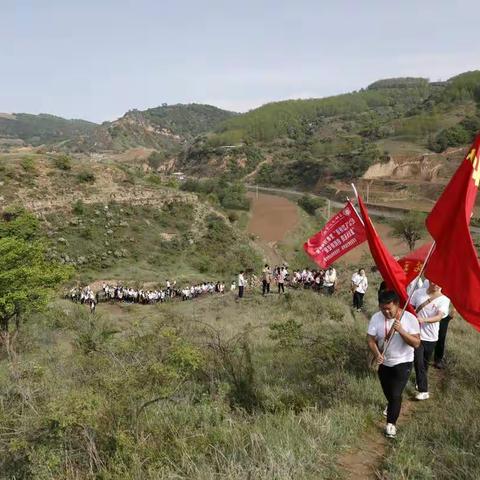 宣传文旅、财税金融党委“重走长征路 开启新征程”
