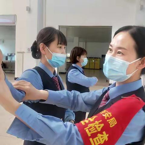 榆林车站开展客运礼仪竞赛活动