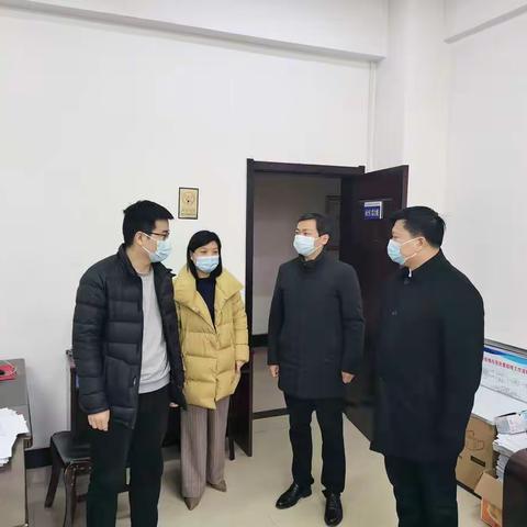 疫情防控不放松          新年慰问暖人心