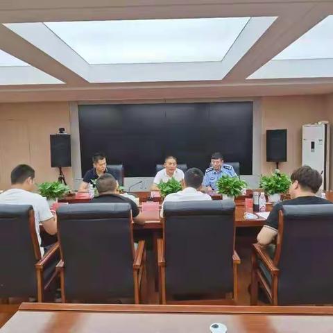 锦江区扬尘办召开运输企业新能源运渣车推广讨论会