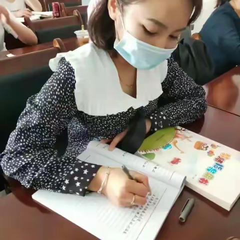 和布克赛尔县幼儿园学《指南》，用《指南》——社会领域探索与实践(五)