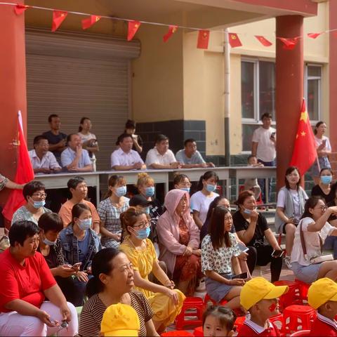 王寺幼儿园献礼建党100周年