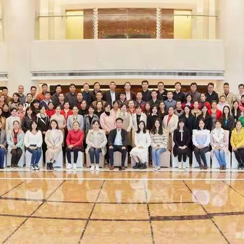 团结合作的第七组——，2020年邕宁区完小、中心校小学语文教师教学技能提升高级研修班