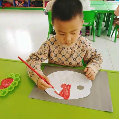 🏠幼儿园就像宝贝们👶的乐园一样，每一个宝贝都在幸福中学习，快乐中长大😘😘