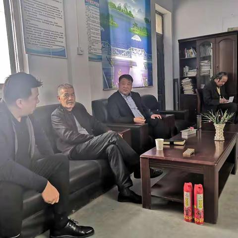 陕州区区委常委、常务副区长李军到菜园乡调研脱贫攻坚工作