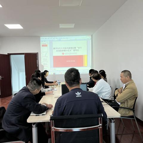 唐洋支行乡村振兴贷系列宣传活动之走进农贸市场站