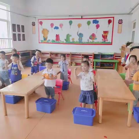 今日steam课程《多米诺》