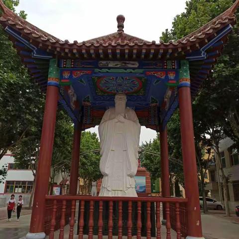 新英学校高一二年级赛课活动优秀教师表彰大会