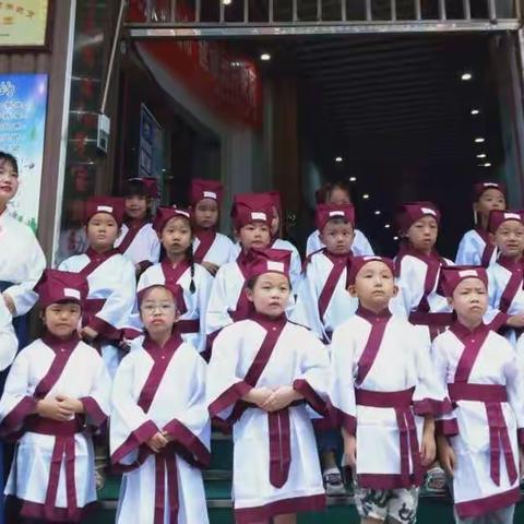 阳光宝贝幼儿园养德班【勇敢之夜—今夜我不回家】                    2020-08-06