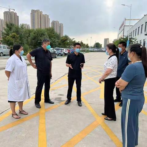 定陶区卫健局领导到区保健院慰问检验科一线工作人员