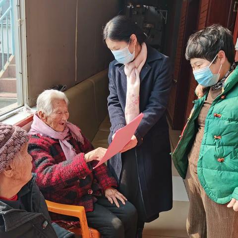 义马市民政局开展“诚信进养老机构”宣传活动