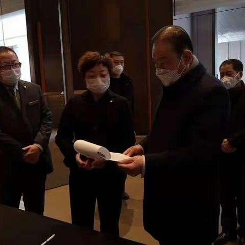 西安市政府督导组督导未央区大型餐饮店的疫情防控工作