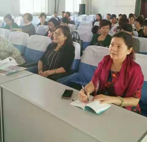深入理解教材，进行优质教学——2017年统编初中《道德与法治》教材网络培训