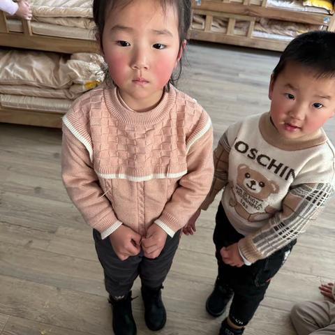 穿鞋子