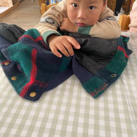 叠衣服