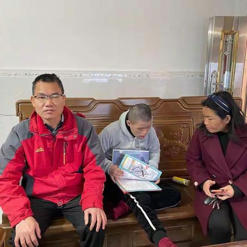 “送教上门常关怀，教育帮扶暖人心”--伶俐中学2022春季学期送教上门活动