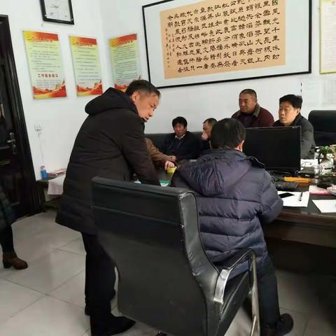 在乡党委政府的领导下，苗固村在不断的上进