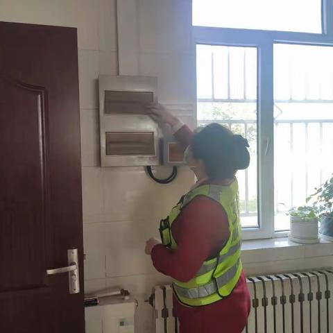 天北收费站迎“五·一”节节前排查不可缺