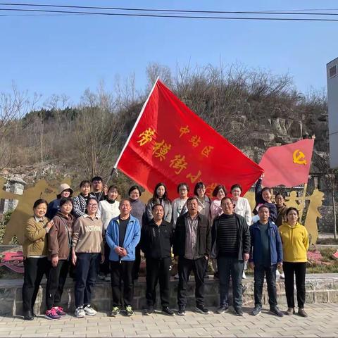 巾帼心向党 奋进新征程——龙成教育集团劳模街小学开展庆祝“三八”国际妇女节系列活动