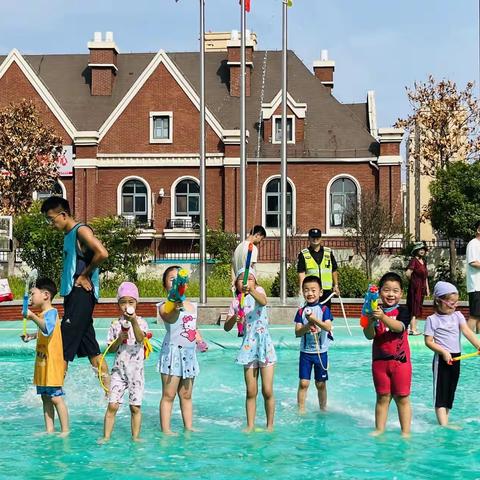 秋天对夏天说：“明年见”