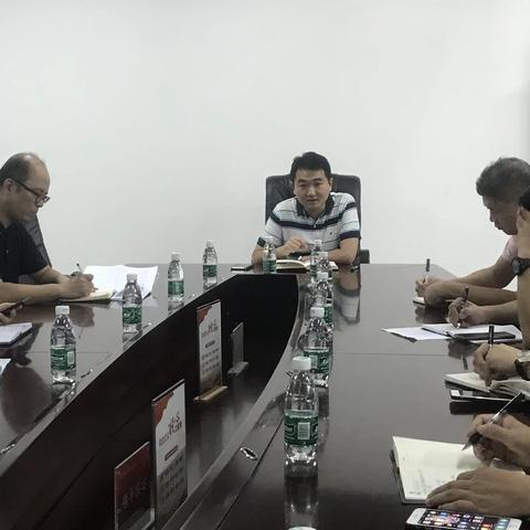 龙华区召开老旧小区微改造工作会议