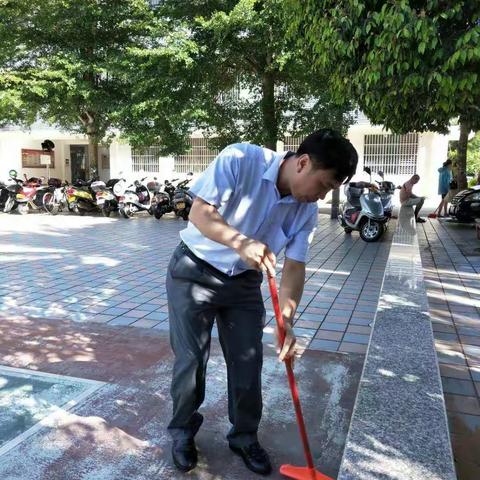 双创进行时——记文昌市教育研究培训中心双创活动