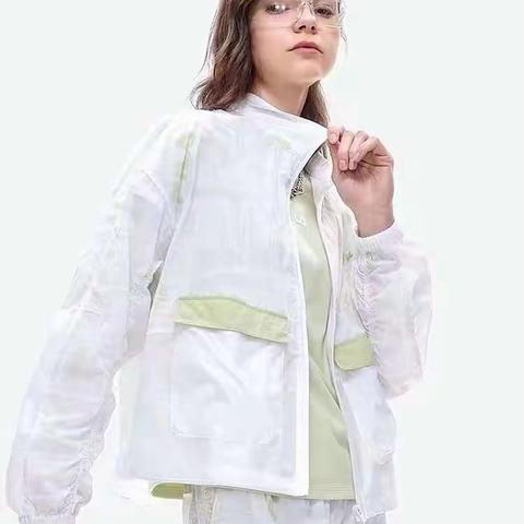 【金格奥莱店】主题：FILA优惠风暴席卷昆明