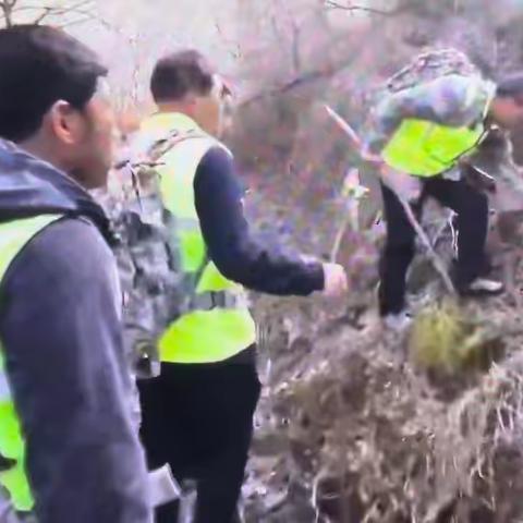 用忠诚彰显担当 用青春守护秦岭||西安市鄠邑区退役军人秦岭生态卫士先锋队