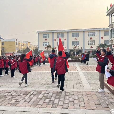 “环境卫生，绿色校园”——独李中心小学主题队会活动