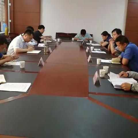 临潼区召开脱贫攻坚督导检查发现问题约谈会