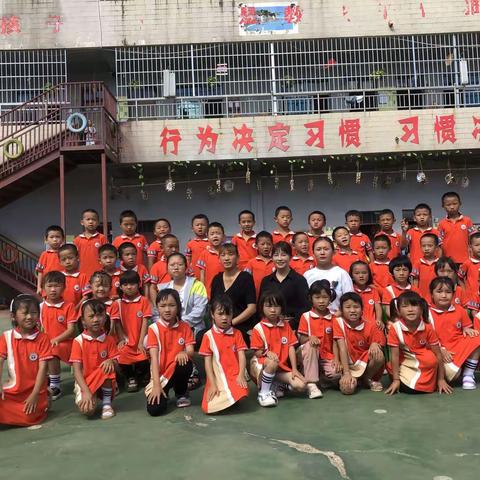 铳卡阳阳幼儿园收费通知