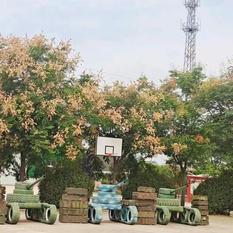 科技园里寻秋，画家村里彩绘——中央画室金秋研学第一站“彩绘之旅”开始喽！