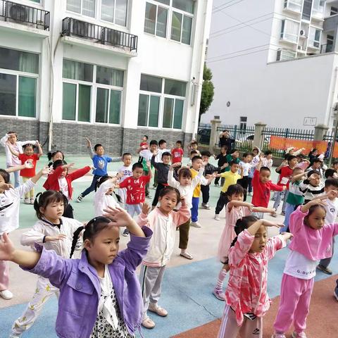 愉悦的一周很快结束了