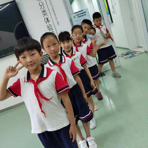 培养垃圾分类的好习惯，让垃圾分类成为时尚