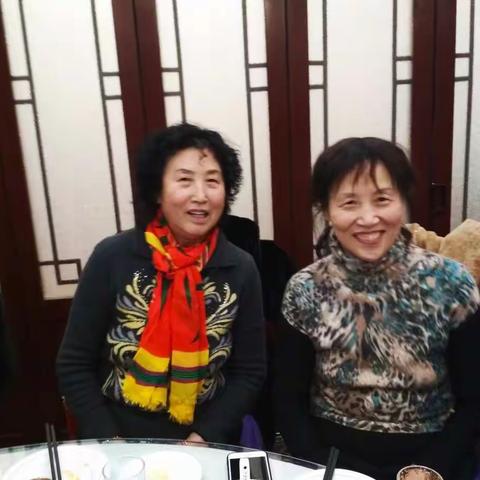 值2020年春节来临之际！祝朱国芹大夫新的一年身体健康！全家幸福！春节快乐！