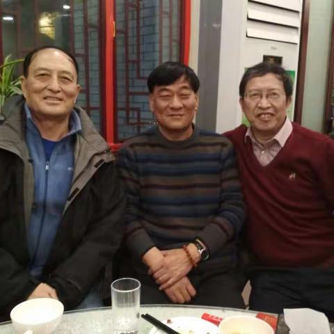 值春节来临之际！祝刘国昌大夫新的一年身体健康！全家幸福！春节快乐！万事如意！